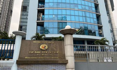 Bắt 3 cán bộ Cục Đăng kiểm Việt Nam về tội nhận hối lộ