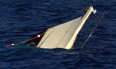 Đắm tàu chở hàng ở Nhật Bản, 9 người vẫn còn mất tích