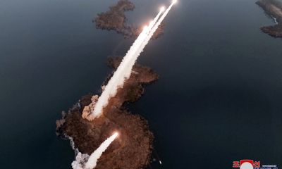 Triều Tiên phóng 2 tên lửa hành trình từ tàu ngầm