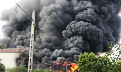 3 mẹ con trong vụ cháy cơ sở sản xuất chăn ga gối đệm ở Hà Nội tử vong