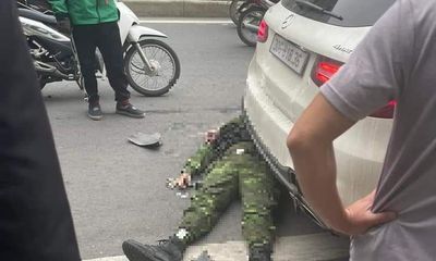 Hà Nội: Điều tra lái xe taxi tông gục một nhân viên bảo vệ khu đô thị