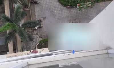 Hà Nội: Bé gái 4 tuổi rơi từ tầng 12 chung cư xuống đất