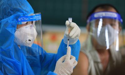 Ngày 16/8, hơn 194.000 người ở TP.HCM được tiêm vaccine Vero Cell