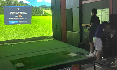 Hà Nội: Bắt quả tang 25 người tập đánh golf trong Trung tâm Thương mại The Garden