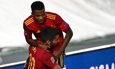 Đội tuyển Tây Ban Nha công bố đội hình dự World Cup 2022: Những thiếu vắng bất ngờ