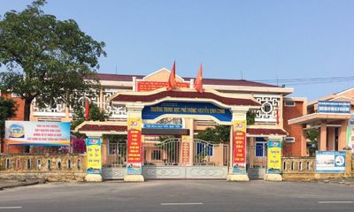 Vụ lộ đề thi ở Thừa Thiên- Huế: Hiệu trưởng trường THPT bị kỷ luật