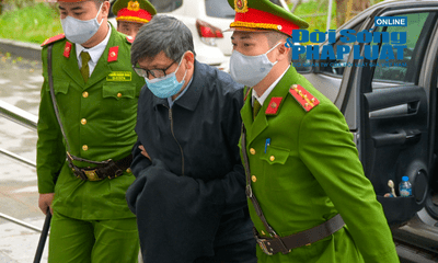 Hình ảnh đầu tiên của 2 cựu Bộ trưởng Chu Ngọc Anh, Nguyễn Thanh Long tại phiên tòa Việt Á