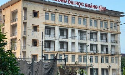 Tình tiết mới vụ hơn 100 giảng viên, nhân viên Trường Đại học Quảng Bình bị nợ lương