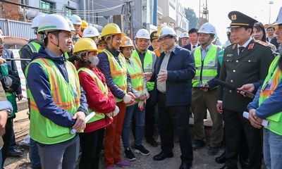 Thủ tướng kiểm tra hiện trường, thúc đẩy tiến độ dự án đường sắt Nhổn - ga Hà Nội
