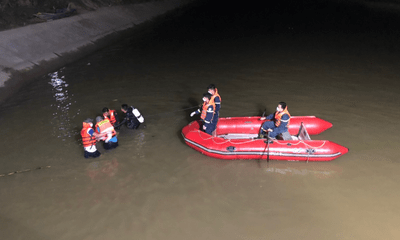 Vụ 5 học sinh lớp 6 bị đuối nước ở Thanh Hóa: Thấy 2 thi thể, dùng camera dò tìm