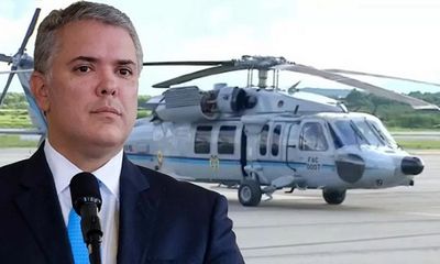 Trực thăng chở Tổng thống Colombia trúng đạn trên không