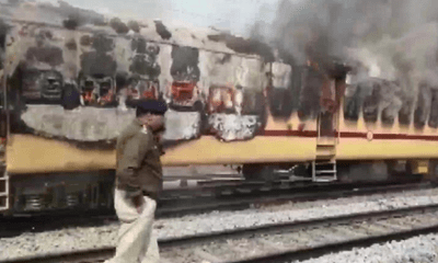 Sinh viên Ấn Độ đốt tàu hỏa để phản đối kỳ thi tuyển dụng