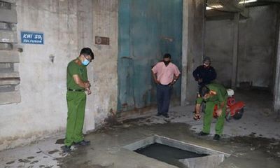 Phát hiện hầm chứa chất thải trái phép trong xí nghiệp bóng đèn Điện Quang