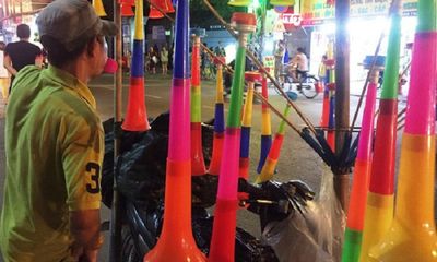 Sân Việt Trì cấm khán giả cổ vũ bằng kèn Vuvuzela