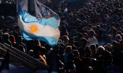 Hàng trăm nghìn người Argentina đổ xuống đường ủng hộ phó tổng thống bị ám sát hụt