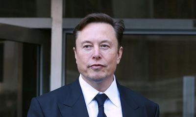 Tỷ phú Elon Musk lo ngại về sự bùng nổ của ChatGPT