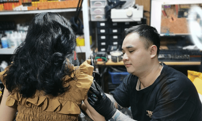 Anh Nguyễn Công Thành chia sẻ về công việc của một thợ xăm hình