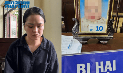 Hoãn phiên xét xử vụ bảo mẫu làm tbé 7 tháng tuổi tử vong ở Hà Nội: Người mẹ ôm di ảnh bật khóc