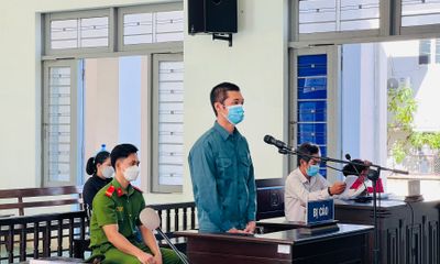 Bình Thuận: Bênh vực dì ruột, cháu dùng dao đâm chết người