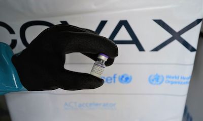Chiều 9/11: Gần 3 triệu liều vaccine ngừa COVID-19 Pfizer và Moderna về Việt Nam, 40,6% người trưởng thành tiêm đủ 2 mũi vaccine