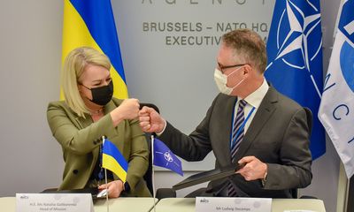 NATO và Ukraine thắt chặt thoả thuận hợp tác chống tấn công mạng