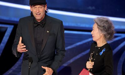 Oscar 2022: Nghệ sĩ khiếm thính đầu tiên làm nên lịch sử