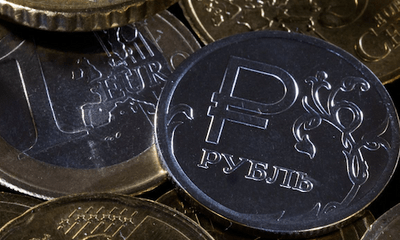 Đồng Rúp của Nga đạt đỉnh trong vòng 2 năm so với đồng Euro
