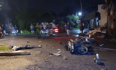 Tin tức tai nạn giao thông mới ngày 5/6: Hai xe máy va chạm trên huyện lộ 92, 3 người thương vong