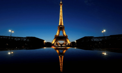 Pháp tắt điện Tháp Eiffel sớm hơn 1 tiếng để tiết kiệm năng lượng