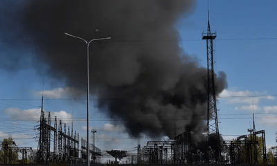 Thành phố Ukraine kêu gọi dân tích củi, mua lò sưởi sau khi Nga phá hủy 2 nhà máy điện