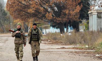 Tin tức Ukraine mới nhất ngày 12/11: Nga hoàn tất rút quân khỏi Kherson, Ukraine đưa quân vào