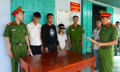 Ninh Thuận: Nhóm đối tượng vào tận phòng cấp cứu truy sát người 
