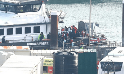 Pháp giải cứu 166 người di cư mắc kẹt trên biển