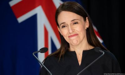 Thủ tướng New Zealand thông báo kế hoạch từ chức