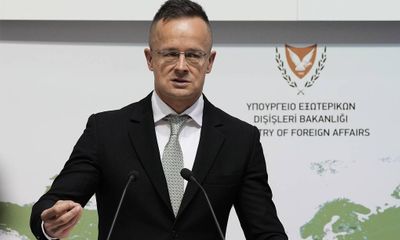 Ngoại trưởng Hungary: Chỉ ngừng bắn mới kết thúc cuộc xung đột Ukraine