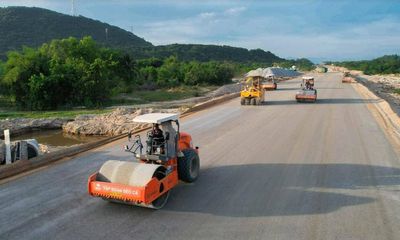 Tổng công ty Xây dựng 194 làm chậm tiến độ cao tốc Cam Lâm - Vĩnh Hảo