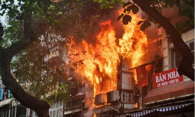 Hà Nội: Cháy lớn tại ngôi nhà trên phố Hàng Mã
