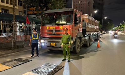 Hà Nội: Xử phạt 72 triệu đồng một phương tiện chở quá tải