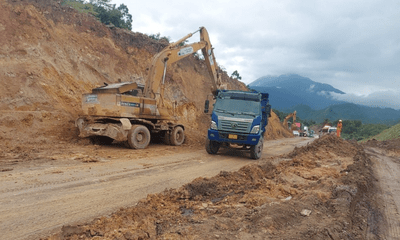 Đề nghị công bố tình huống khẩn cấp thiên tai cao tốc La Sơn –Túy Loan