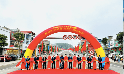 Chính thức thông xe cầu vượt đường sắt trong đô thị đầu tiên của tỉnh Thái Nguyên