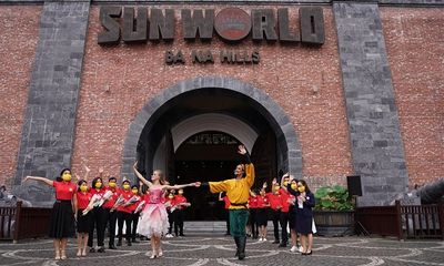Cần biết - Đông đảo du khách hào hứng thăm Sun World Ba Na Hills ngày đầu mở cửa 