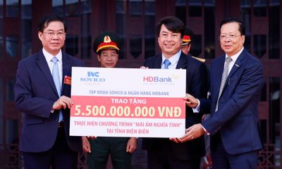 Kinh doanh - Tiếp tục các hoạt động về nguồn, Sovico và HDBank trao tặng kinh phí xây dựng 100 căn nhà tình nghĩa cho tỉnh Điện Biên