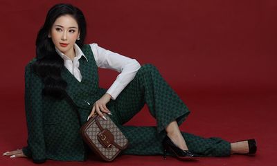 Hoa hậu Trịnh Thanh Hồng không tiếc tay chi tiền mua hàng hiệu