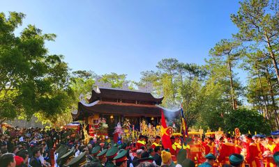 Hướng về cội nguồn, dâng hương tưởng nhớ vua Hùng tại Đền thờ Âu Lạc tỉnh Lâm Đồng