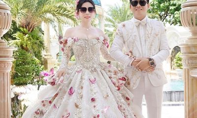Bà chủ chuỗi thẩm mỹ viện Mailisa 'lập kỷ lục' khi diện chiếc váy trị giá hơn 50 tỷ, đính hàng nghìn viên kim cương đắt đỏ và 9999 hoa hồng