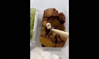 Video: Ăn cơm bệnh viện, người đàn ông 