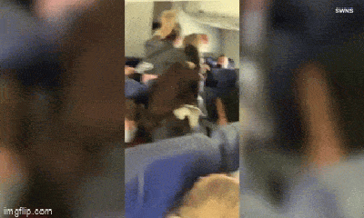 Video: Hành khách hung dữ đánh nữ tiếp viên gãy răng