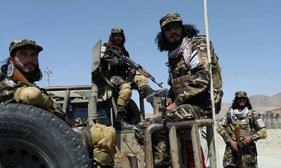 Tin tức quân sự mới nóng nhất ngày 9/10: Taliban đột kích sào huyệt của phiến quân IS