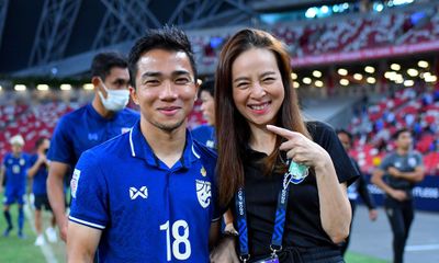 Nữ trưởng đoàn Thái Lan tiết lộ những yếu tố quyết định giúp Thái Lan vô địch AFF Cup