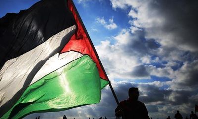 Palestine bất ngờ đình chỉ các thỏa thuận đã ký kết với Israel
